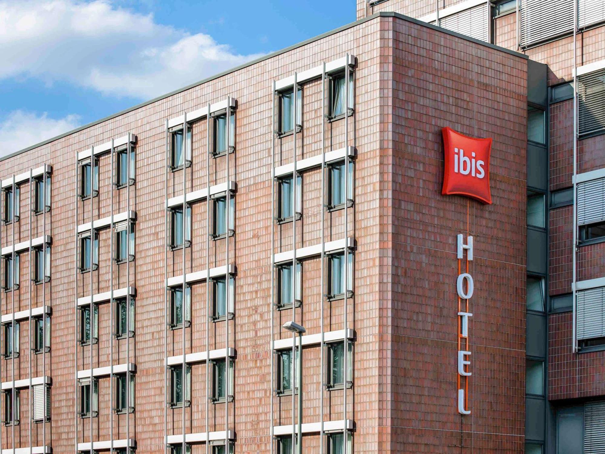Ibis Ulm City Eksteriør billede