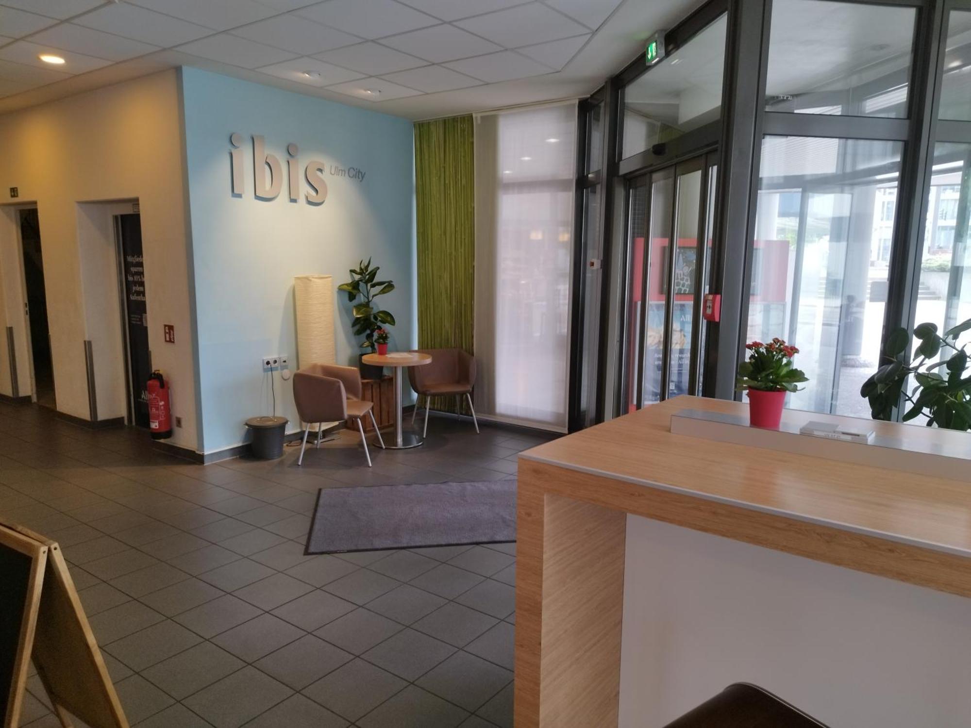 Ibis Ulm City Eksteriør billede